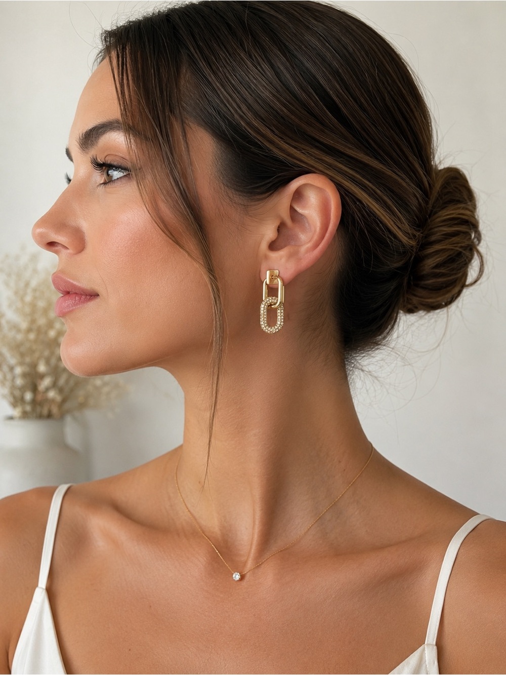 Banana Republic Gold Crystal Link Drop Earrings 💛✨